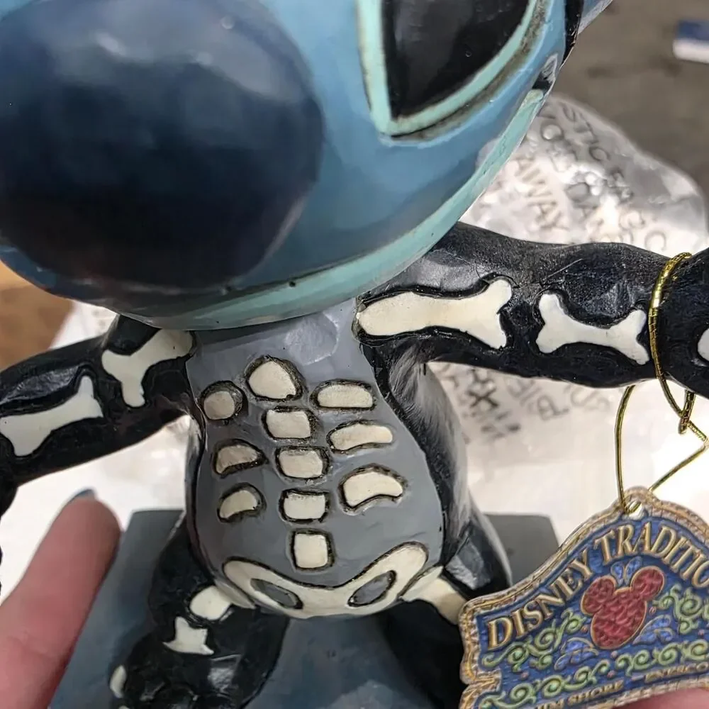 Jim Shore Disney Skeleton Stitch Halloween Glow In The Dark SIGNED Figure